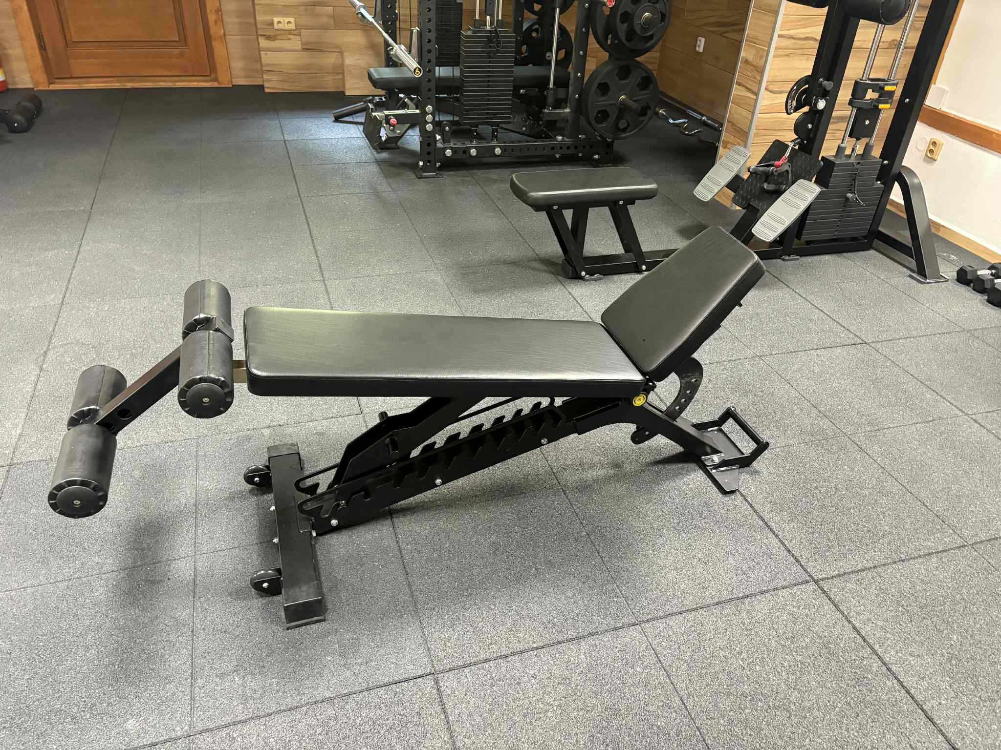 Állítható, professzionális, többfunkciós pad - Image 3